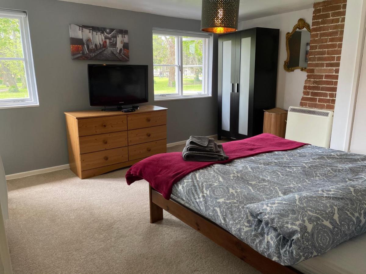Charming Town Centre Character Cottage With Parking Stowmarket Buitenkant foto