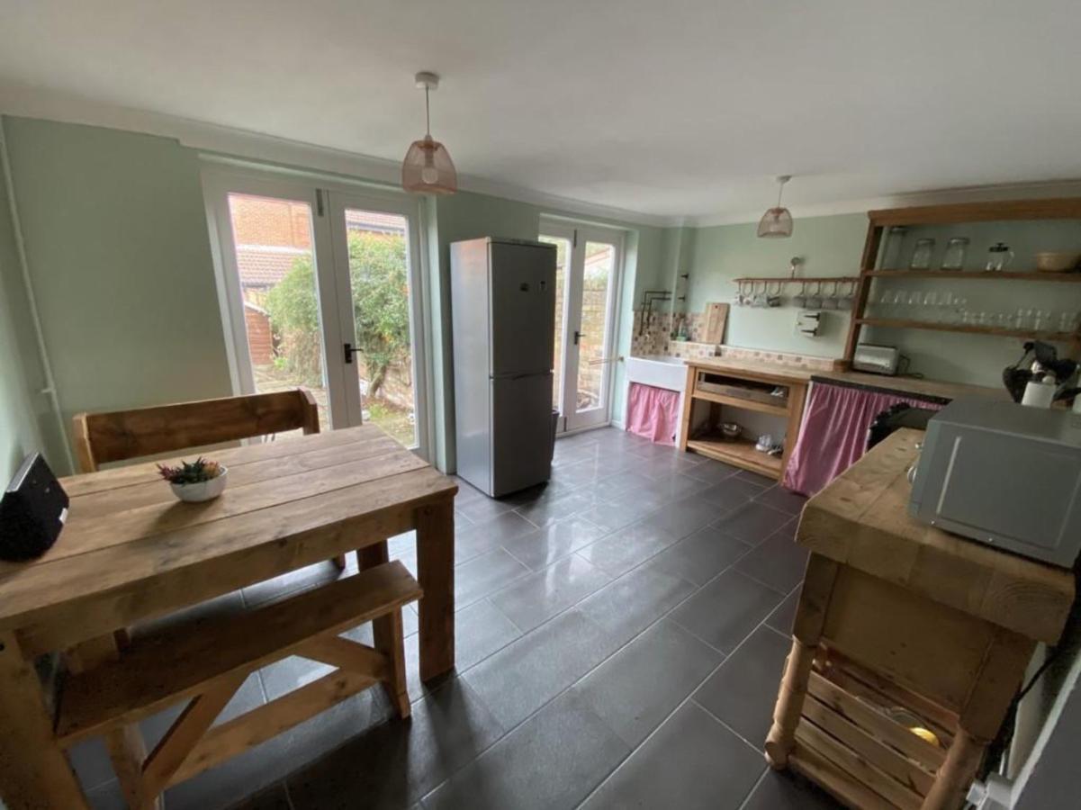 Charming Town Centre Character Cottage With Parking Stowmarket Buitenkant foto