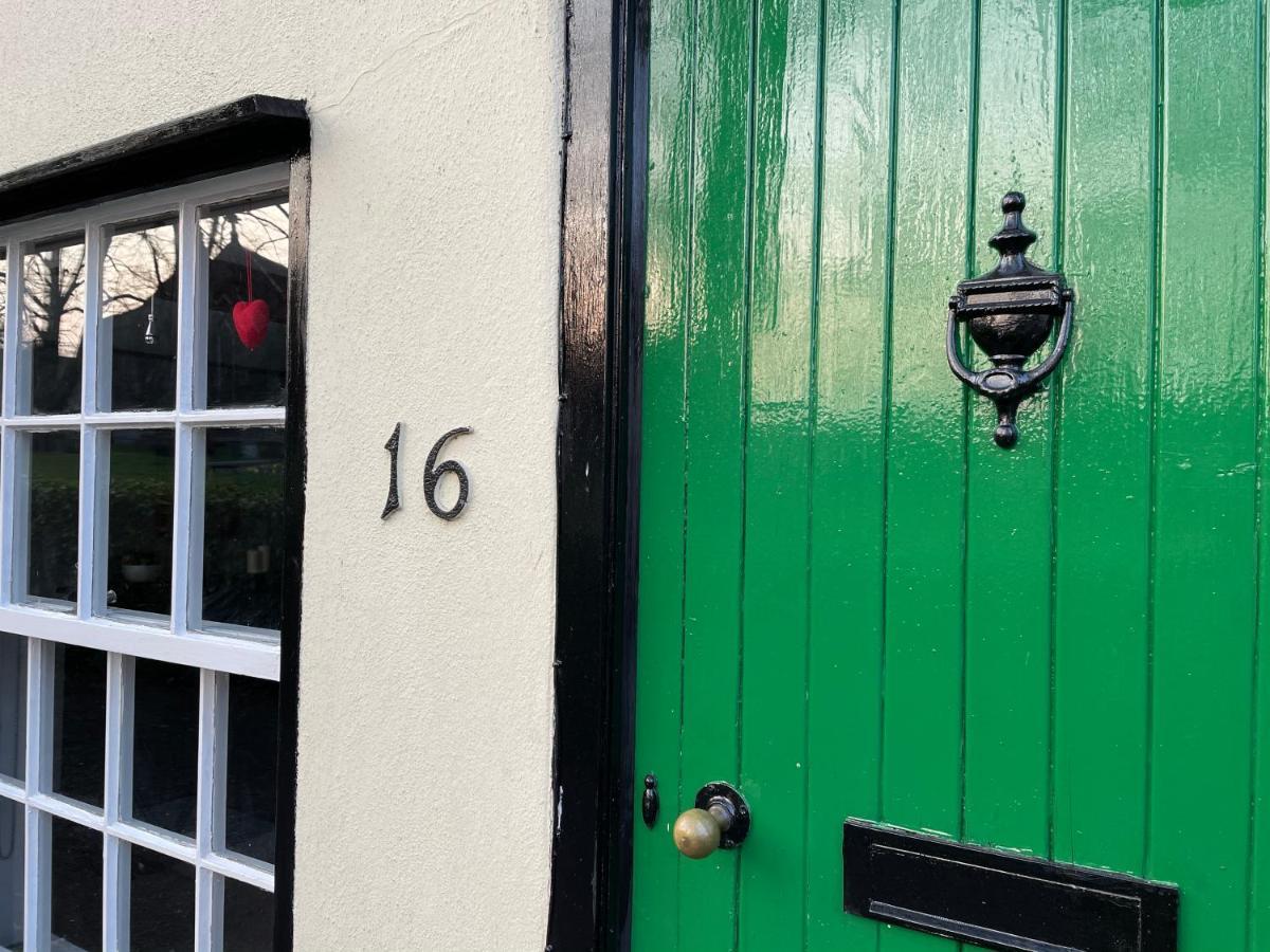Charming Town Centre Character Cottage With Parking Stowmarket Buitenkant foto
